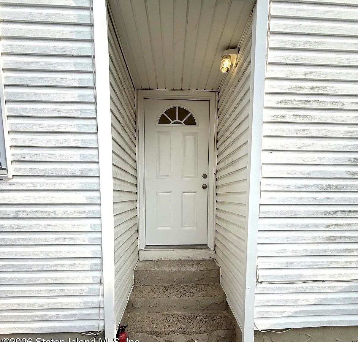 2 bed, 1.0 bath, 750 sqft, $2,500 — Photo 1