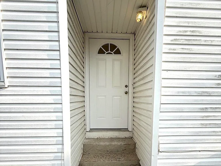 770 Woolley Ave #2 — Photo 1