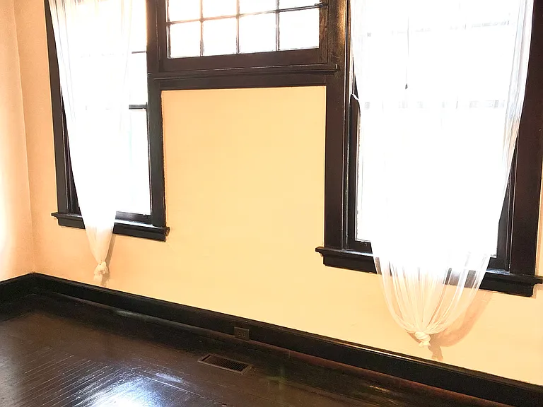 511 Forest Ave #1 — Photo 12