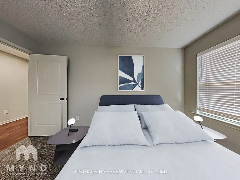 160 Nicholas Dr — Photo 15
