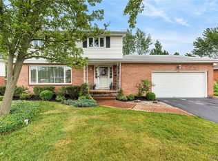 104 Culpepper Rd, Williamsville, NY 14221