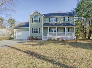 703 Main St, Lynnfield, MA 01940