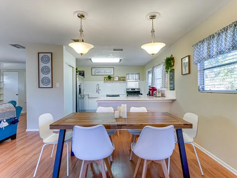 2301 Kalin Ln — Photo 17