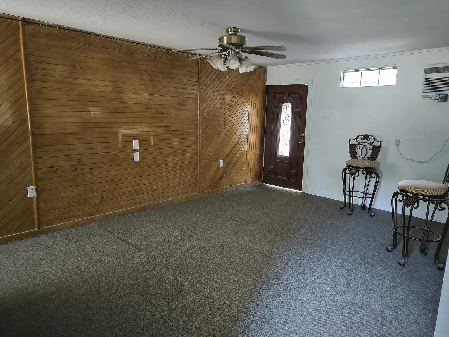 2 bed, 880 sqft, $900 — Photo 4