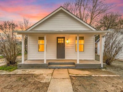 403 SW Burgess St, Grants Pass, OR, 97526