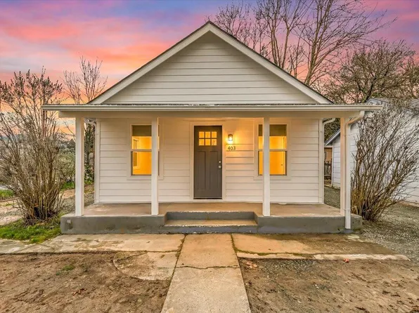 403 SW Burgess St, Grants Pass, OR 97526