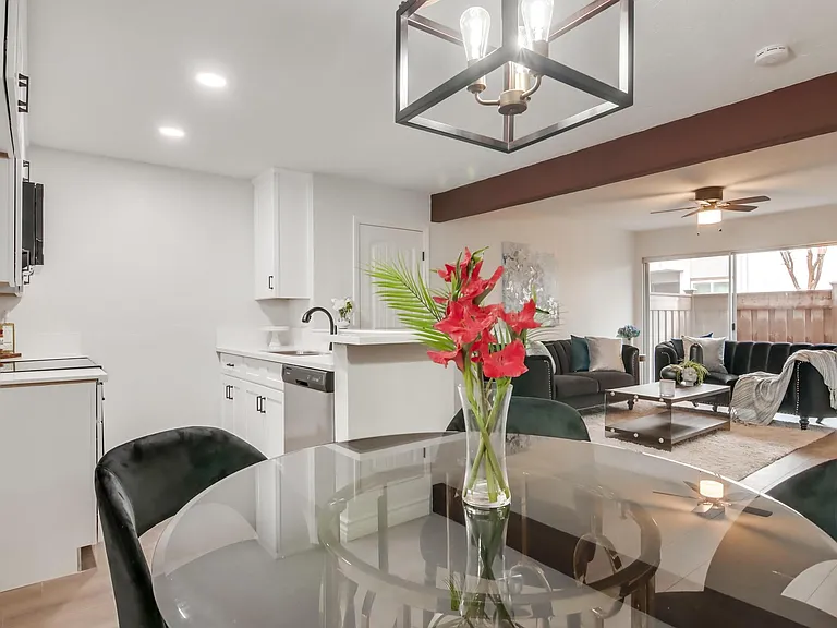 3549 Castle Glen Dr #118 — Photo 17