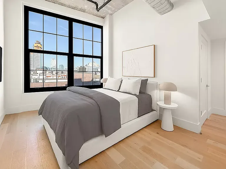 475 Kent Ave #208 — Photo 4