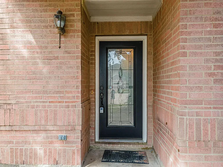 7911 Forest Stone St — Photo 3