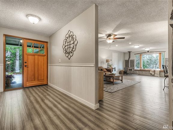 2nd image of 29517 SE 278th St