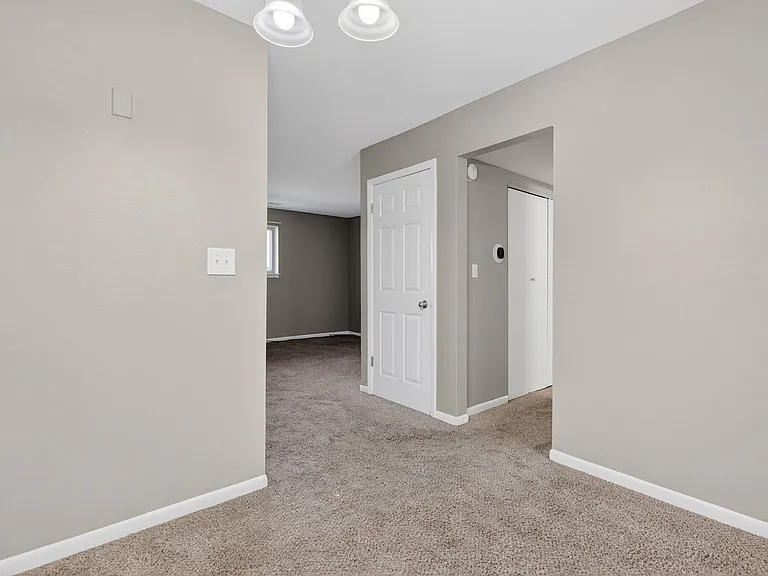 Brookview Apartments — Photo 28