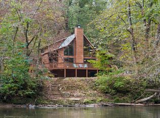 96 Holiday Ct, Ellijay, GA 30540