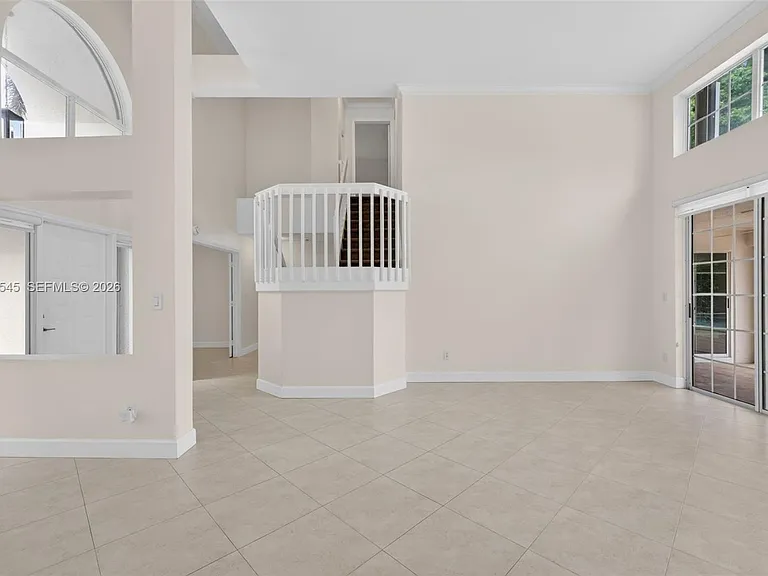 8224 SW 178th Ter — Photo 12