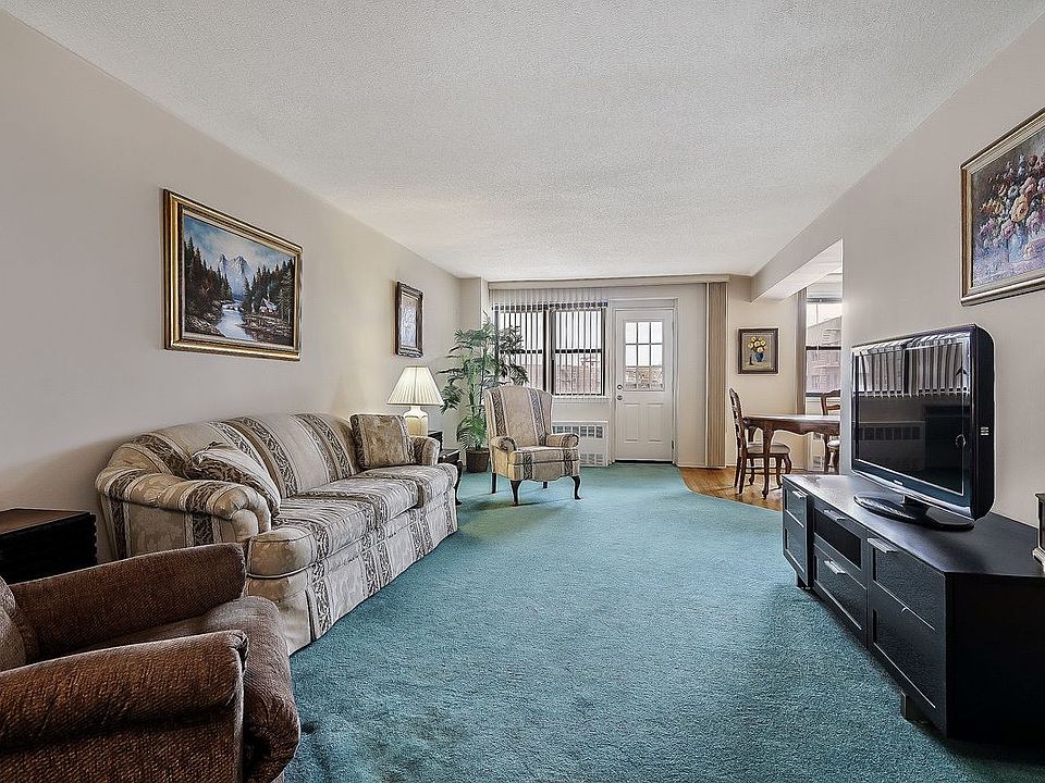 1st image of 8429 155th Ave APT 5C