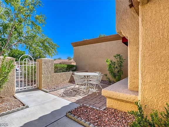 2nd image of 8709 Prairie Hill Dr