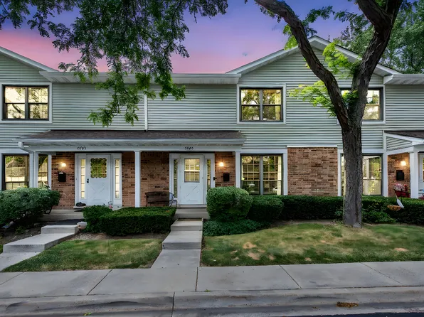 4205 Brentwood Ln, Waukegan, IL 60087