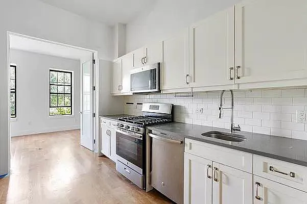 Rented by Home by Choice LLC | media 13