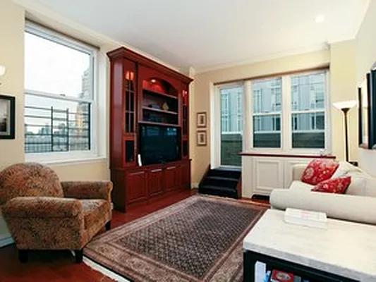 Sold by Corcoran | media 25