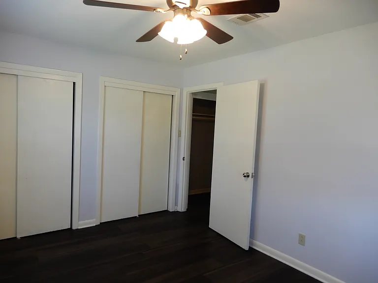 8611 Dover St — Photo 10
