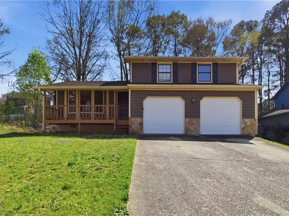5641 Clifton Pl, Stone Mountain, GA 30087