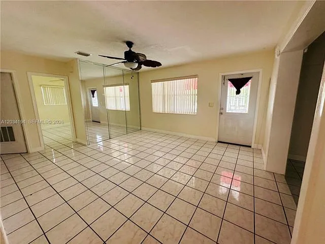 1215 S 24th Ave — Photo 11
