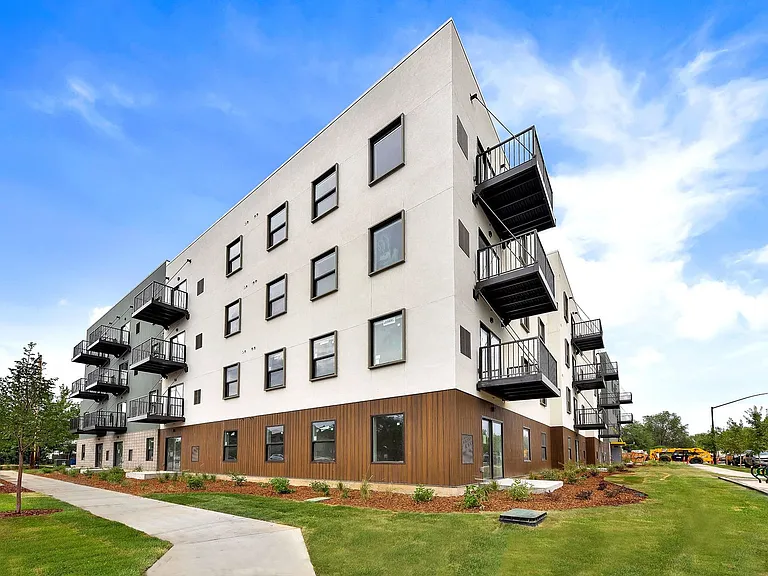 The Betty Apartments — Photo 8