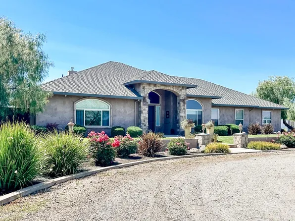 5569 Tegner Rd, Hilmar, CA 95324