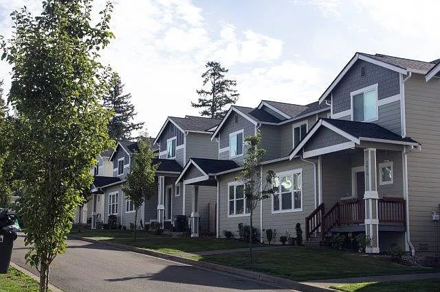 Cyrene Duplex Townhomes — Photo 12