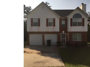 6877 Smoke Ridge Dr, Atlanta, GA 30349