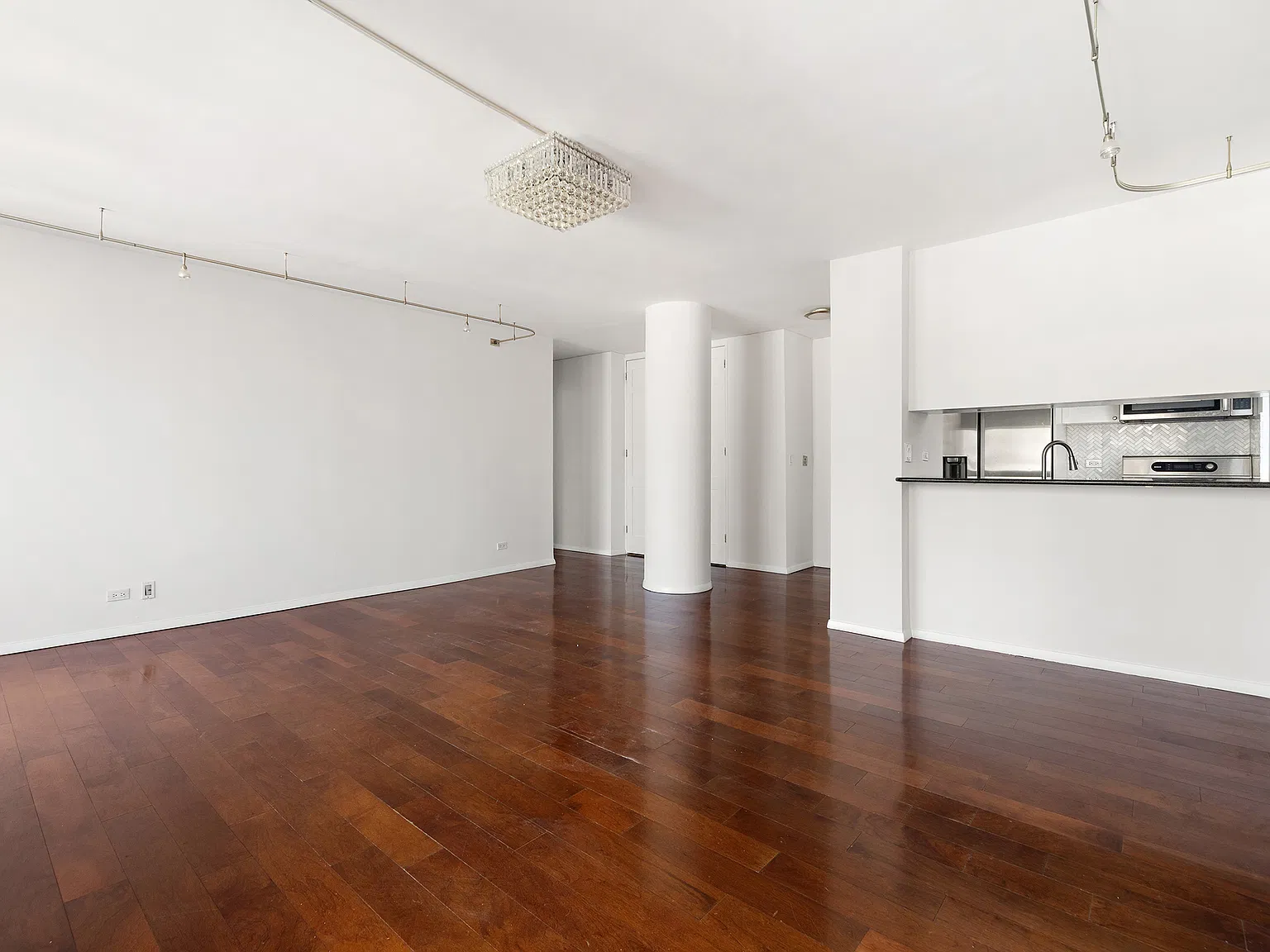 157 East 32nd Street — Photo 2