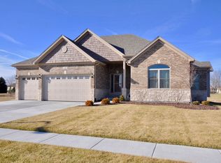 391 Andover Dr, Oswego, IL
