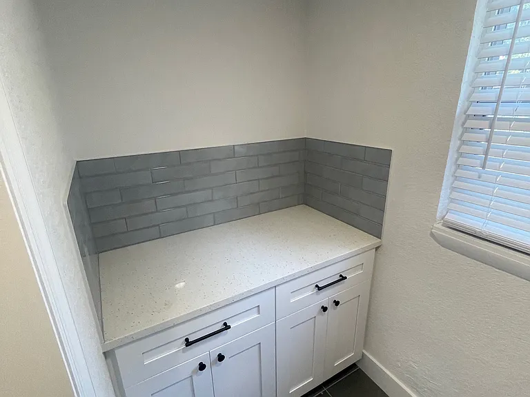 4315 W Laurel St — Photo 8