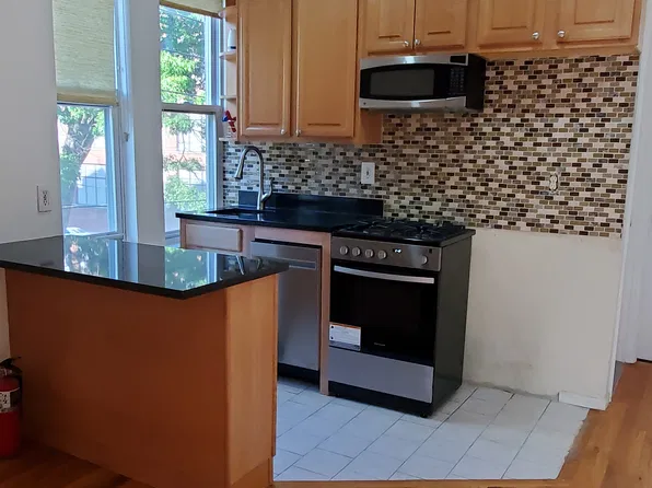 734 Adams St APT 3B, Hoboken, NJ 07030
