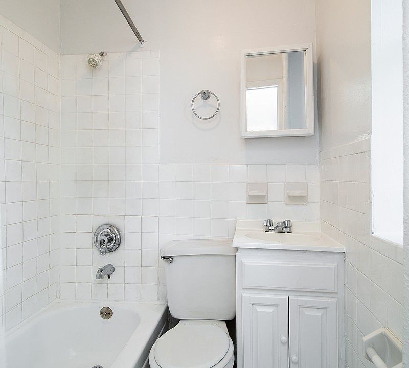 1st image of 205 Allen St #10N