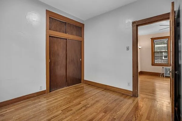 2139 Foster Ave — Photo 16