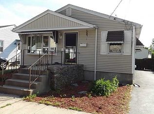 19 Elm St, North Providence, RI 02911