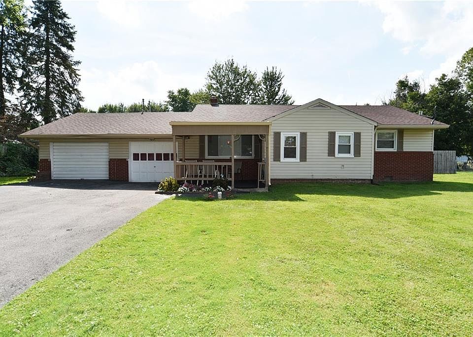 1st image of 1688 Willard Ct