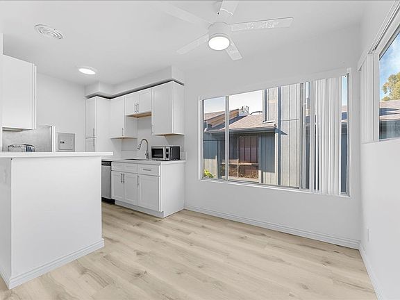 3rd image of 12770 Pacific Ave APT 10