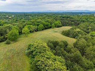 577 Hammond Ln, Staunton, VA 24401