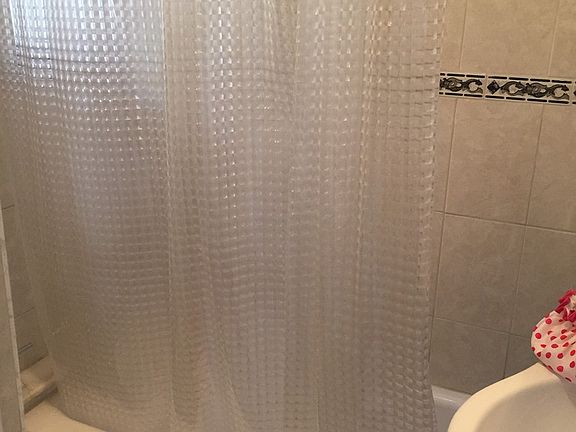 5th image of 3114 42nd St APT 4