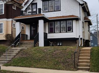 3124 N 16th St #4, Milwaukee, WI 53206