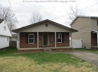 2241 Wilson Ave, Saint Albans, WV 25177