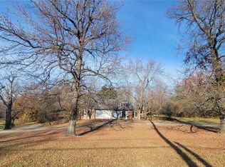 12403 Conway Rd, Saint Louis, MO 63141