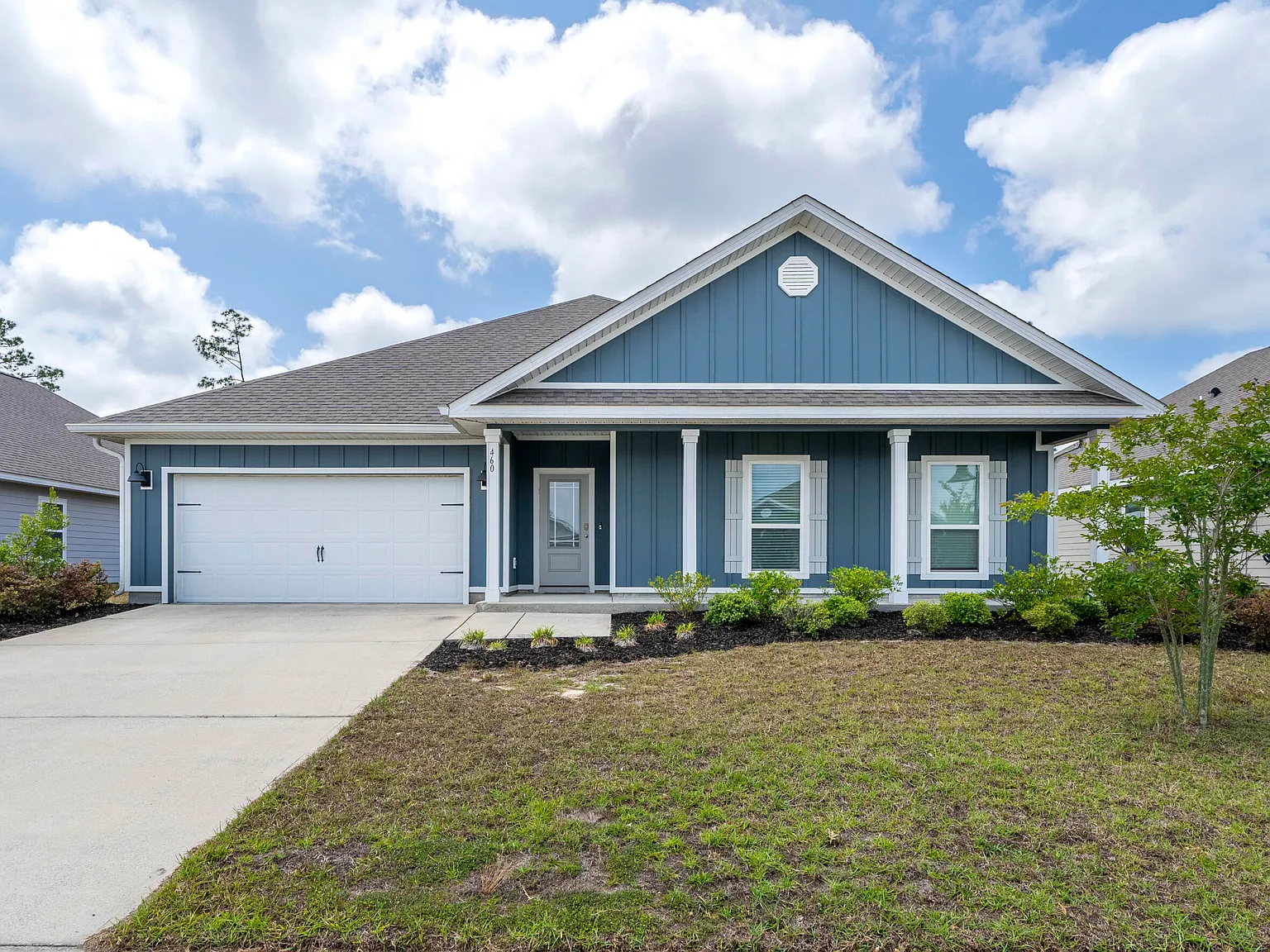 4 bed, 2.5 bath, 2306 sqft, $2,850 — Photo 1