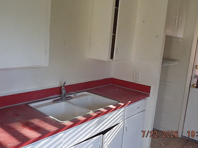 258 Brandywine Ave — Photo 4