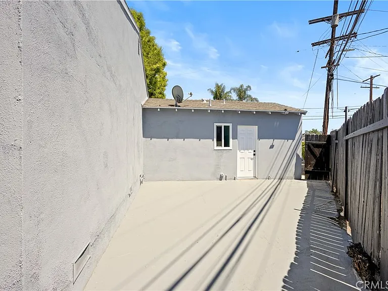 7629 Arcola Ave — Photo 18