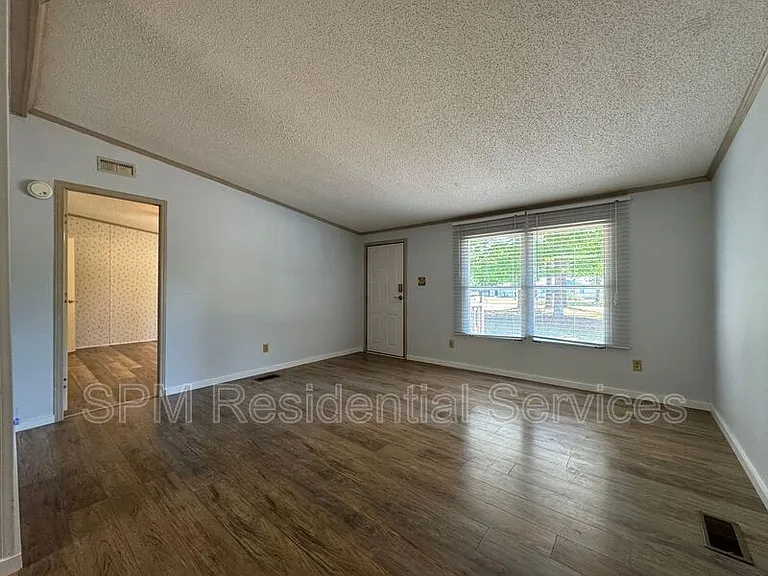 792 Wildwood Cir — Photo 4