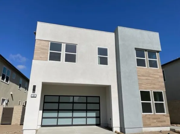 130 Sierra Madre, Lake Forest, CA