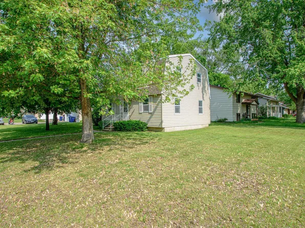 1221 11th St SE, Saint Cloud, MN 56304