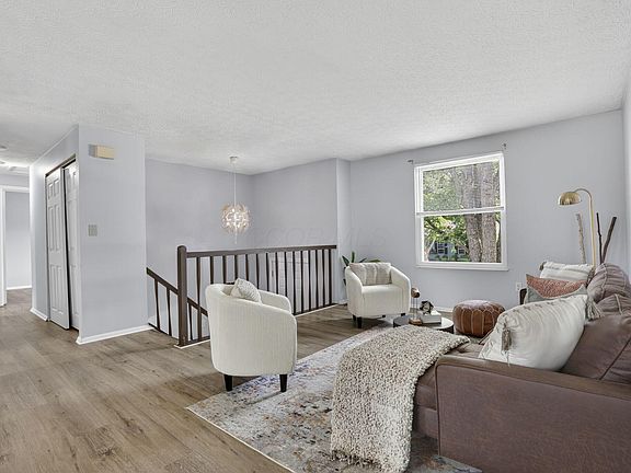3rd image of 6844 Metuchen Pl